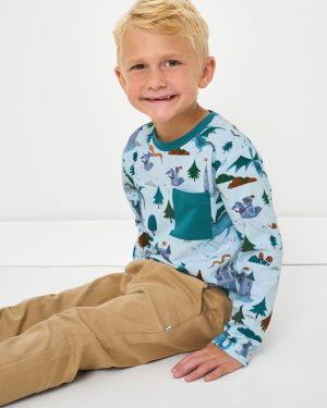 Knight's Quest Relaxed Pocket Tee